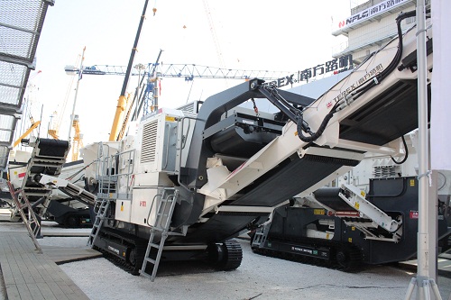 特雷克斯南方路機(jī)1-111型、1-111RS型履帶移動式破碎站