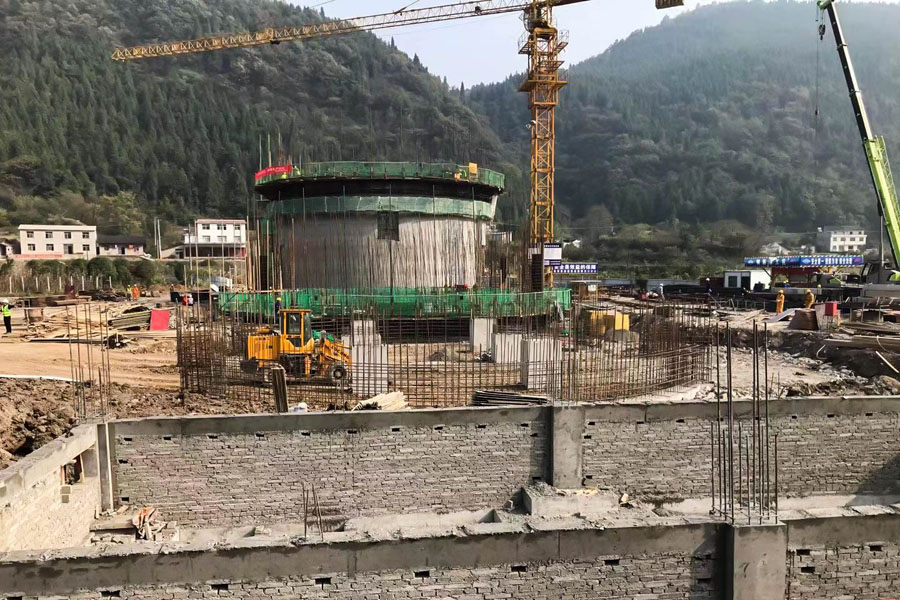 總投資46億元 湖北長陽13個重大招商項(xiàng)目集中開工儀式在山美骨料項(xiàng)目現(xiàn)場隆重舉行