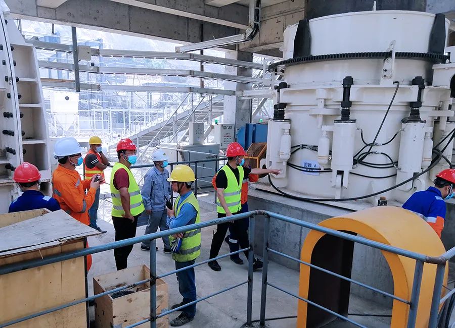 SMS系列多缸液壓圓錐破碎機(jī)，精品骨料生產(chǎn)線的理想選擇