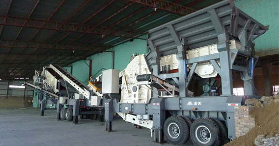 我國(guó)建筑垃圾日益嚴(yán)重，建筑垃圾移動(dòng)式破碎機(jī)領(lǐng)域面臨新的發(fā)展機(jī)遇。