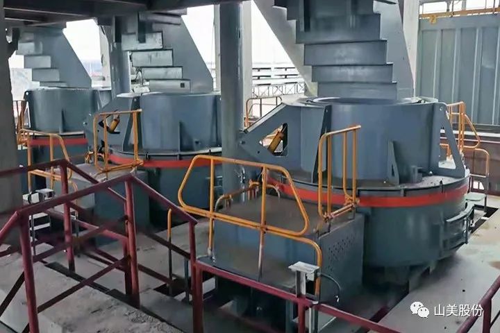 砂石協(xié)會(huì)報(bào)道！上海山美大進(jìn)料、大產(chǎn)量立式?jīng)_擊破碎機(jī)（制砂機(jī)）成功用于東方希望骨料生產(chǎn)線升級(jí)改造項(xiàng)目！