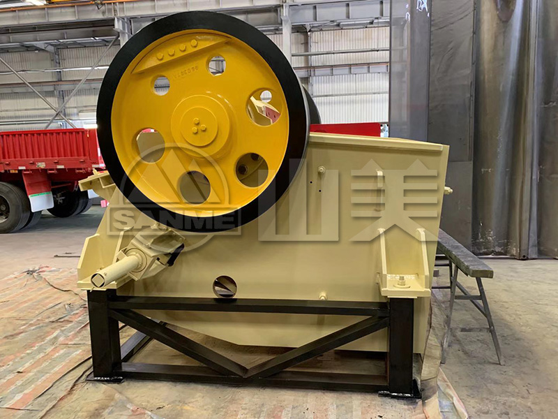 顎式破碎機(jī)都有哪些優(yōu)勢(shì)？顎式破碎機(jī)多少錢(qián)？