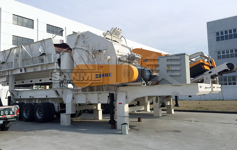 破碎鵝卵石為什么選擇用移動破碎機(jī)？