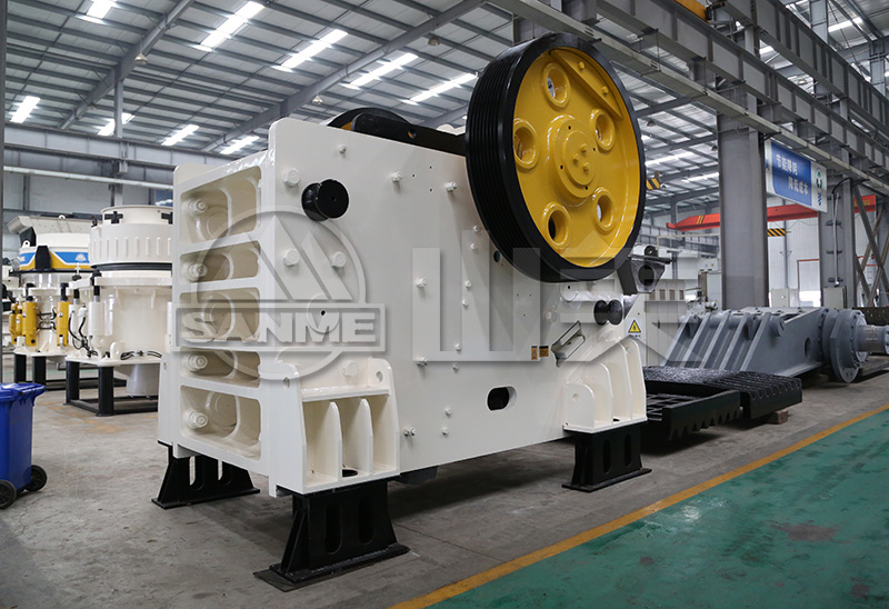 砂石生產(chǎn)線中顎式破碎機(jī)和圓錐破碎機(jī)如何提高生產(chǎn)能力？