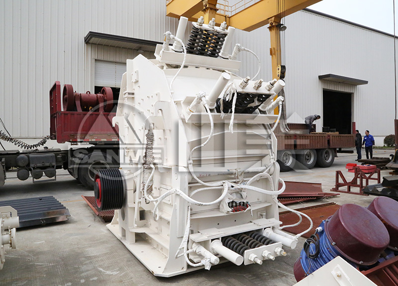 顎式破碎機與反擊式破碎機的區(qū)別表現(xiàn)在哪些方面？