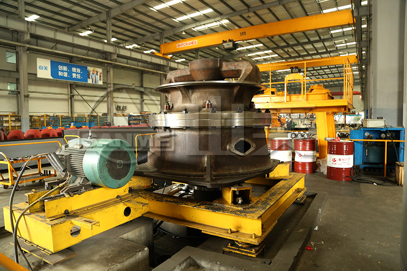 影響圓錐破碎機(jī)產(chǎn)品粒度的因素有哪些呢？