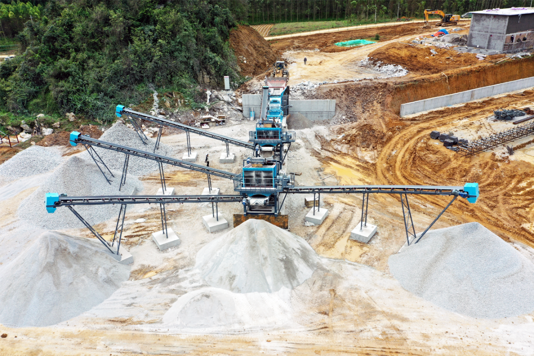 破碎機(jī)在水泥行業(yè)中的應(yīng)用 破碎機(jī)在水泥行業(yè)中的應(yīng)用