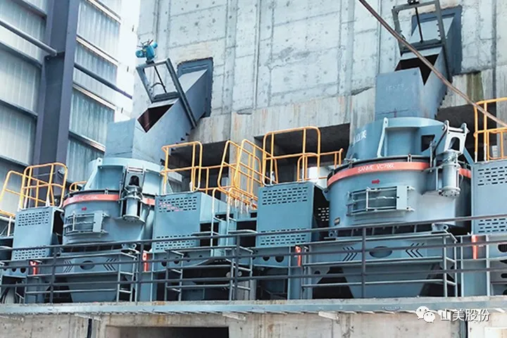 VC7系列立式?jīng)_擊破碎機(jī)——多領(lǐng)域適用，展現(xiàn)強(qiáng)大實(shí)力